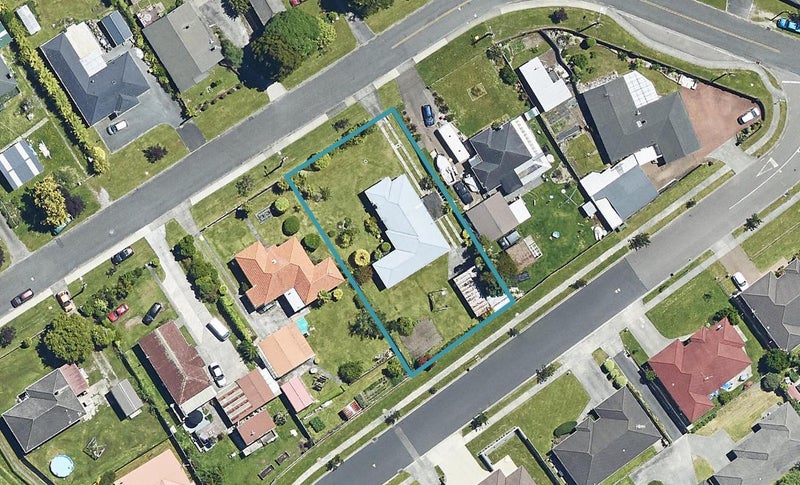 6 Shirley Street, Mangakakahi, Rotorua - Carousel 1
