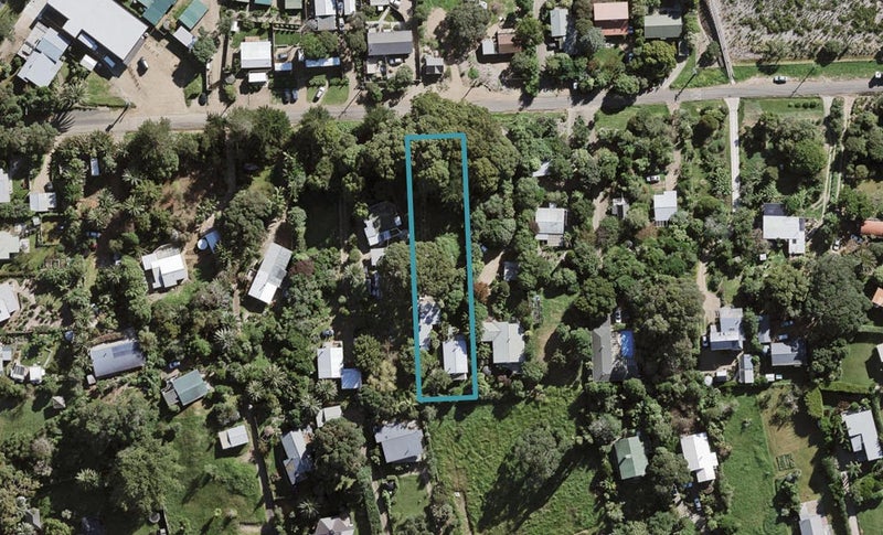 15 Putiki Road, Ostend, Waiheke Island - Carousel 1