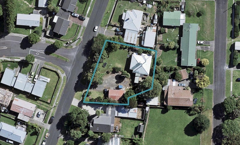 26 Martyn Street, Waiuku, Waiuku - Carousel 1