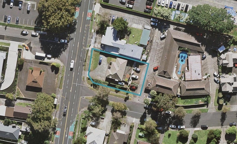 134 Pah Road, Royal Oak, Auckland - Carousel 1