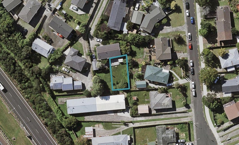 28B Cockayne Crescent, Sunnynook, Auckland - Carousel 1
