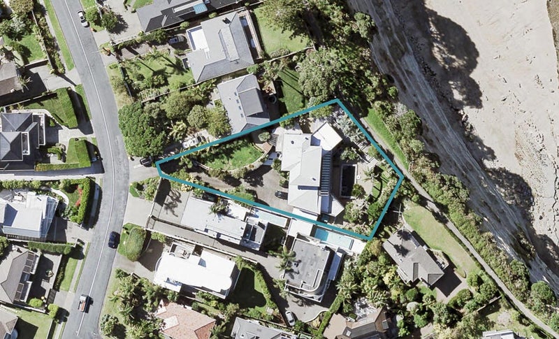 35 Churchill Road, Murrays Bay, Auckland - Carousel 1