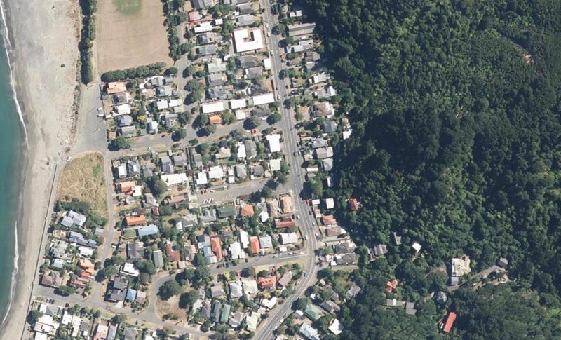 2 Ngaio Street, Eastbourne, Lower Hutt - Carousel 1