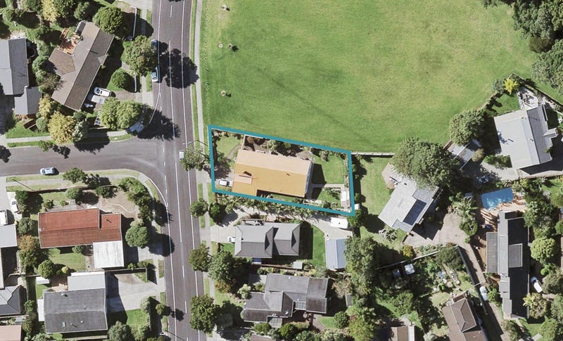 20 Murvale Drive, Bucklands Beach, Auckland - Carousel 1
