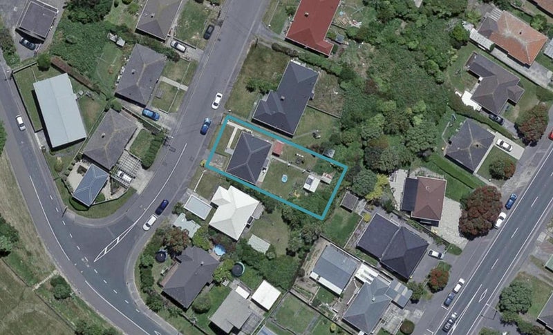 6 Fisher Street, Johnsonville, Wellington - Carousel 1