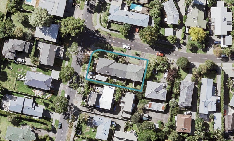 1C Pembroke Crescent, Glendowie, Auckland - Carousel 1