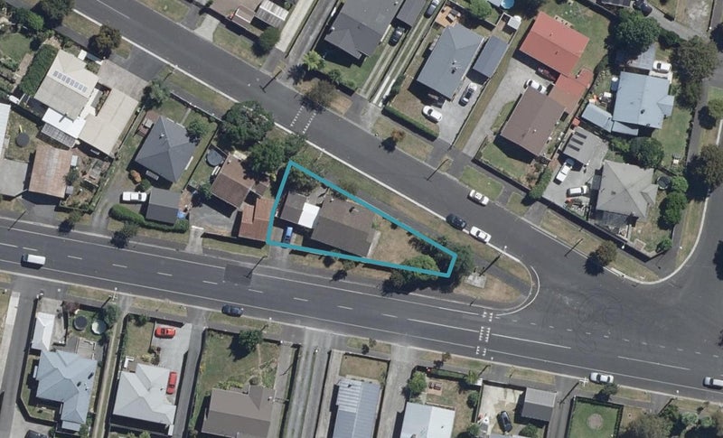 114 Rimu Street, Maeroa, Hamilton - Carousel 1