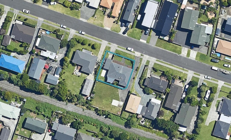 44 Kulim Avenue, Otumoetai, Tauranga - Carousel 1