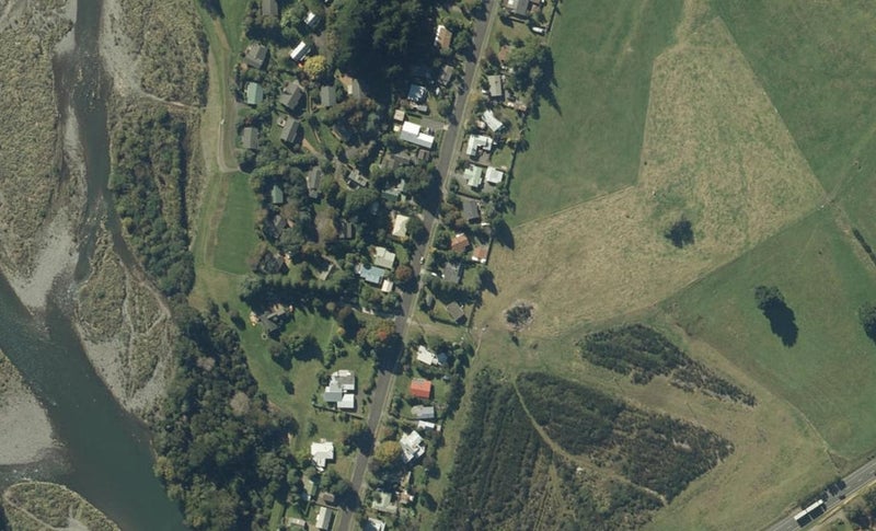 45 Te Herekiekie Street, Tūrangi - Carousel 1