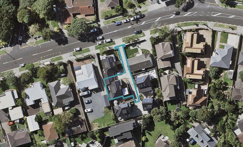 2/95 St Johns Road, Meadowbank, Auckland - Carousel 1