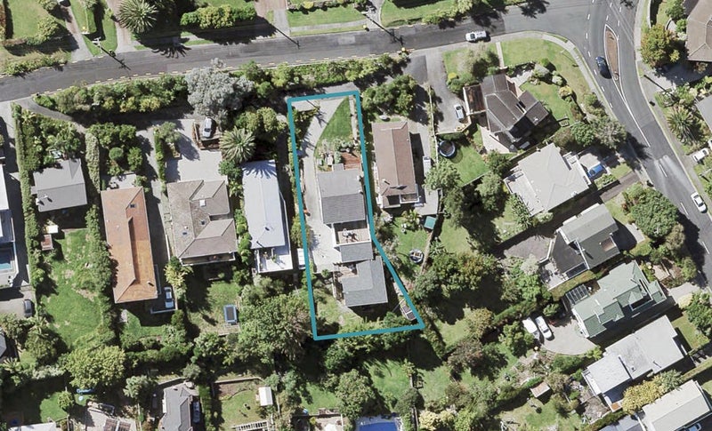 6 Jellicoe Road, Murrays Bay, Auckland - Carousel 1