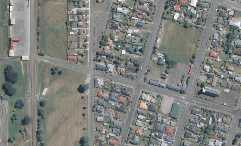 15 Denmark Street, Temuka - Carousel 1