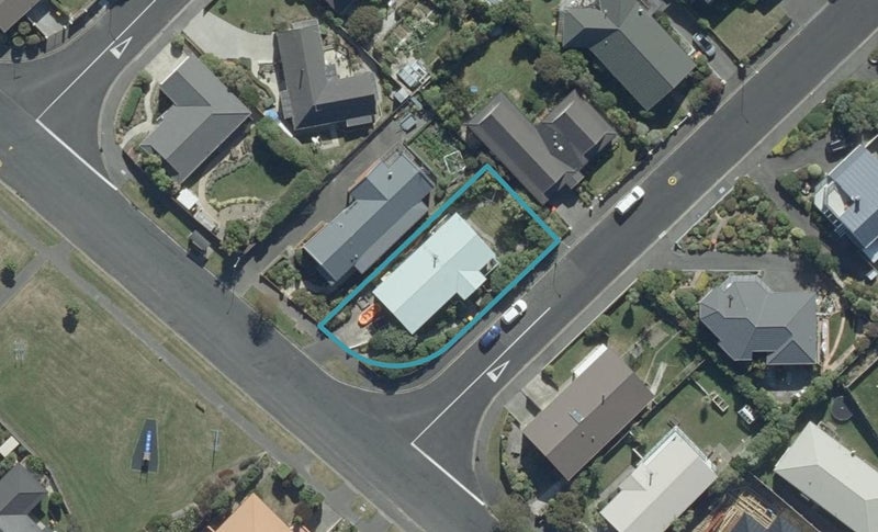 241 Larnach Road, Waverley, Dunedin - Carousel 1