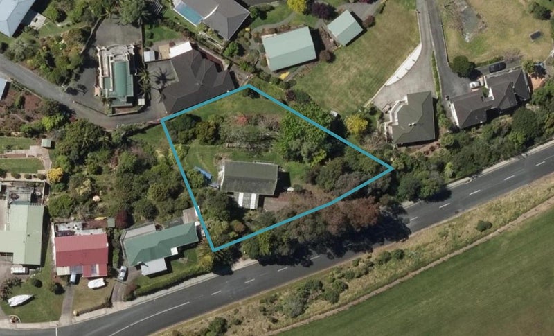 106 Handforth Street, Onerahi, Whangarei - Carousel 1