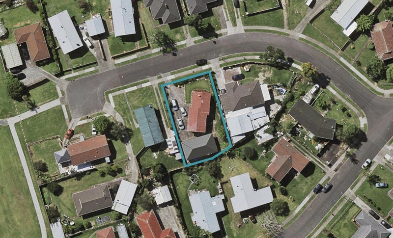 6 Cosmo Place, Otara, Auckland - Carousel 1