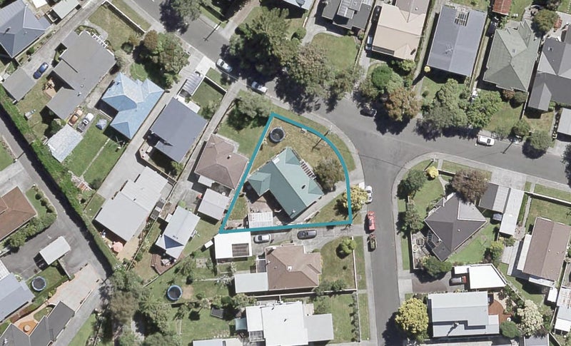 12 Burnside Street, Waterloo, Lower Hutt - Carousel 1