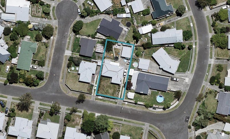 22 Henley Crescent, Pirimai, Napier - Carousel 1
