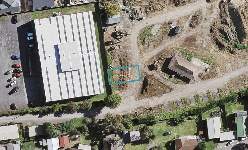 82 Totara Meadows Court, Wiri, Auckland - Carousel 1