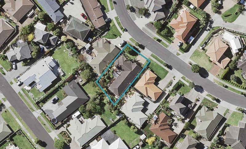 38 Stellamaris Way, Northpark, Auckland - Carousel 1