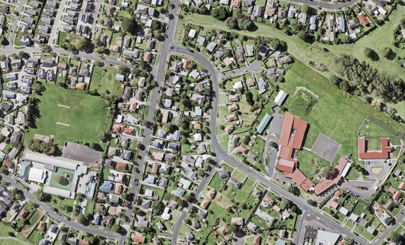 5/9 Farringdon Street, Glen Innes, Auckland - Carousel 1