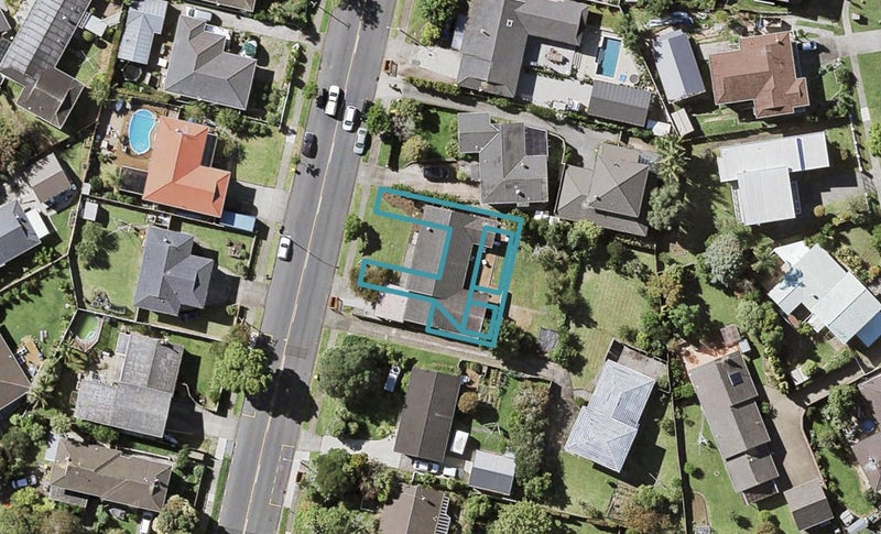 3/77 Glenmore Road, Sunnyhills, Auckland - Carousel 1