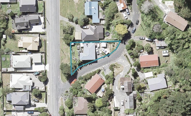1 August Avenue, Wainuiomata, Lower Hutt - Carousel 1