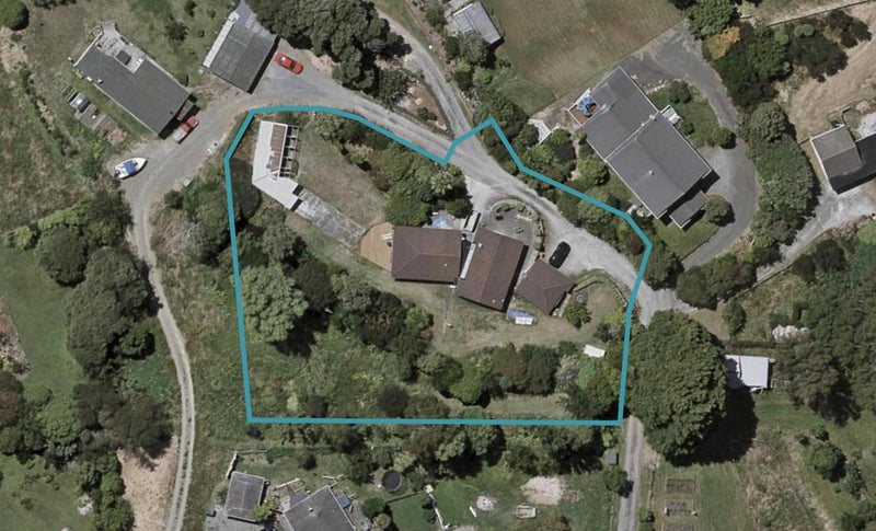 33 Otaihanga Road, Otaihanga, Paraparaumu - Carousel 1