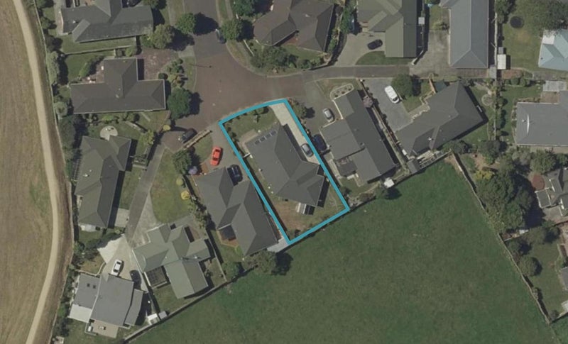 27 Strachan Way, Highbury, Palmerston North - Carousel 1