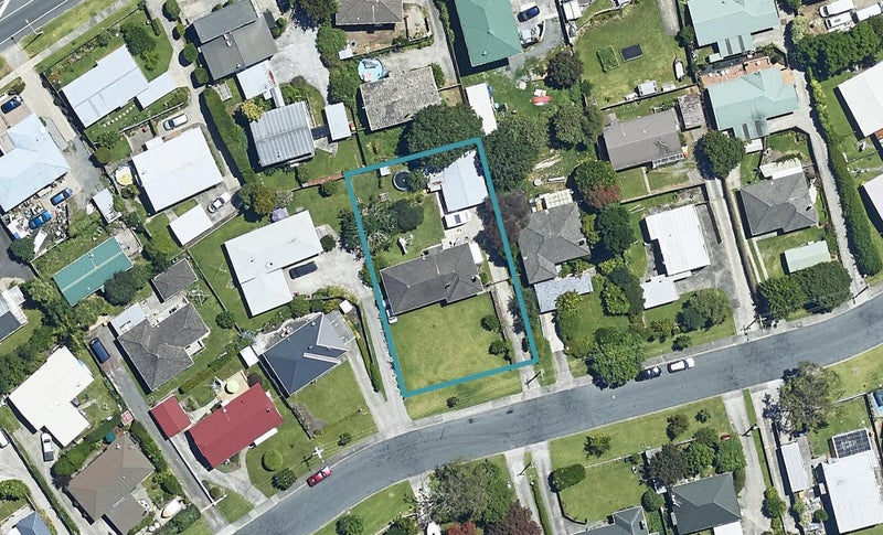 43 Paine Street, Judea, Tauranga - Carousel 1