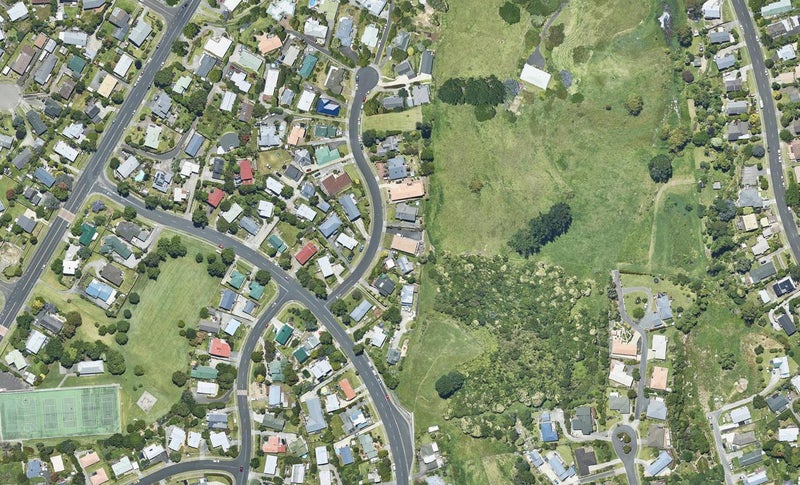 14 Philomel Crest, Welcome Bay, Tauranga - Carousel 1