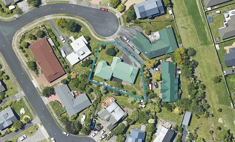 5 Gareth Place, Lynmore, Rotorua - Carousel 1