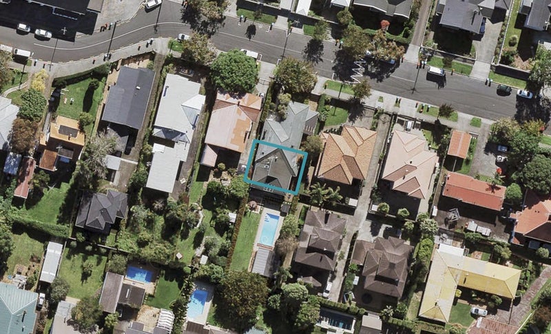 12C Banff Avenue, Epsom, Auckland - Carousel 1