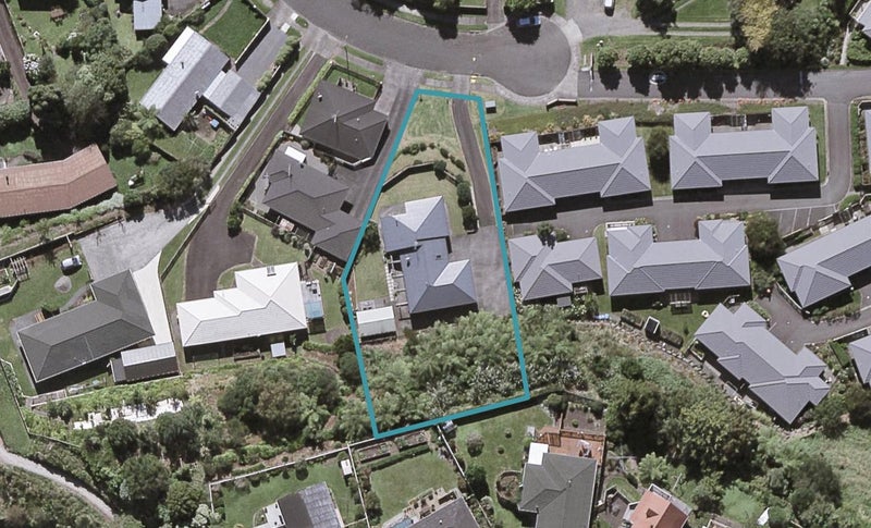 8 Telford Street, Merrilands, New Plymouth - Carousel 1