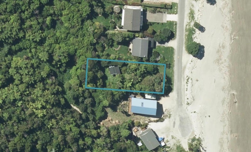 70 Beach Road, Collingwood - Carousel 1