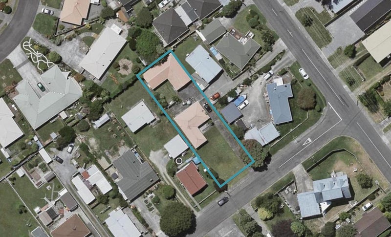 4 Parakai Street, Paraparaumu - Carousel 1