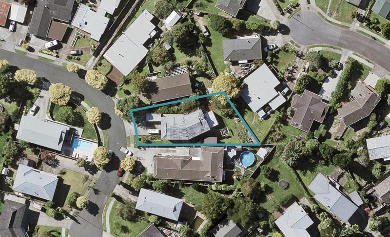 14 Leewood Place, Pakuranga Heights, Auckland - Carousel 1