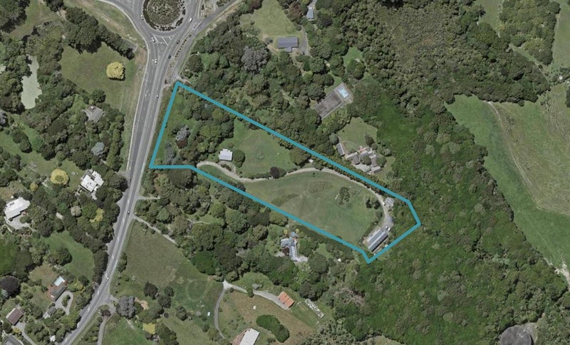 238 Main Road North, Otaihanga, Paraparaumu - Carousel 1