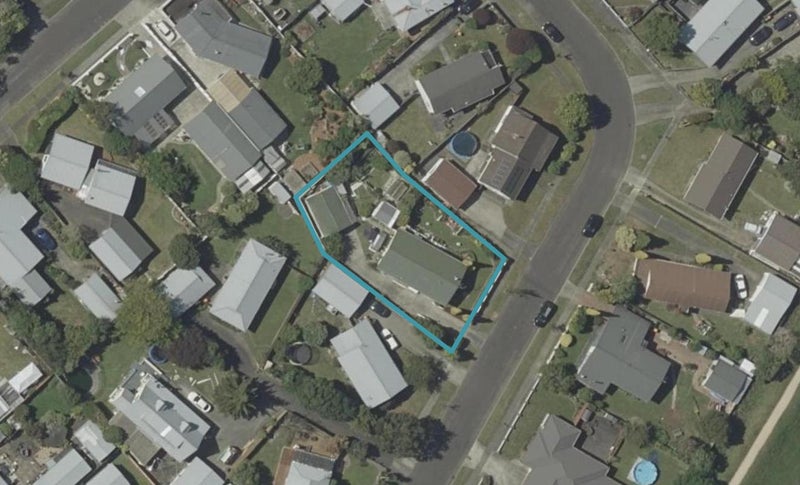 26 Rosedale Crescent, Cloverlea, Palmerston North - Carousel 1