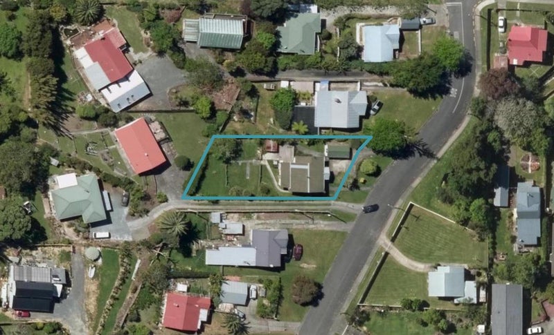 8 Leith Street, Morningside, Whangarei - Carousel 1