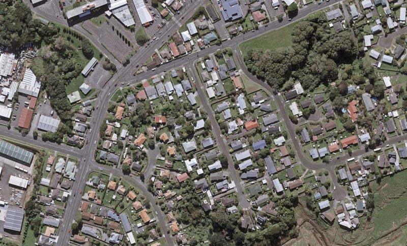 8 Mayfair Place, Westown, New Plymouth - Carousel 1