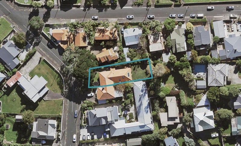37 Church Street, Northcote Point, Auckland - Carousel 1