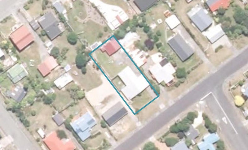 14 Cook Street, Carters Beach, Westport - Carousel 1