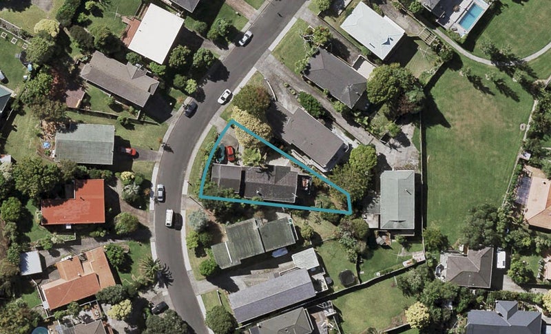 21 Meadowvale Avenue, Forrest Hill, Auckland - Carousel 1