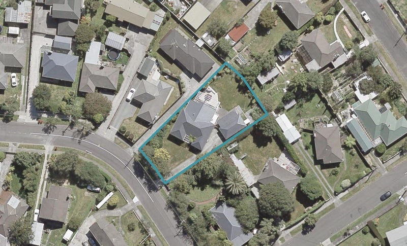 34 Thackeray Street, Trentham, Upper Hutt - Carousel 1