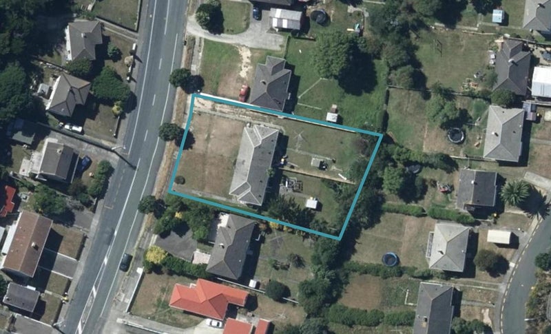 80 Dimock Street, Titahi Bay, Porirua - Carousel 1