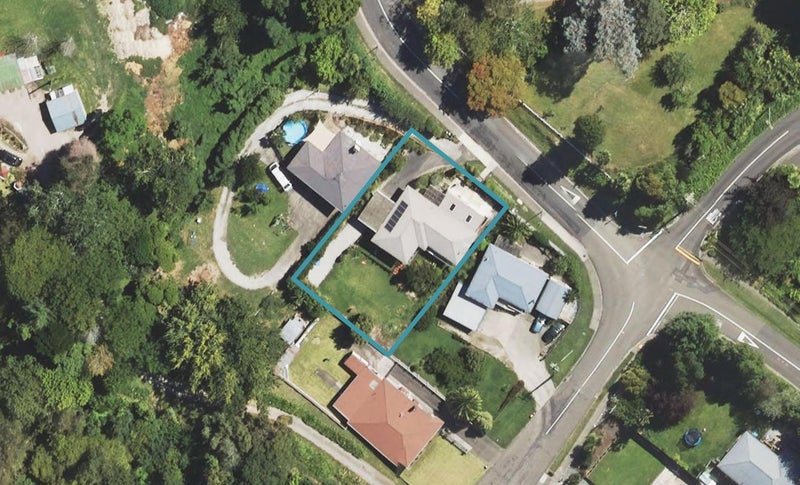 4 Hillview Terrace, Mangapapa, Gisborne - Carousel 1