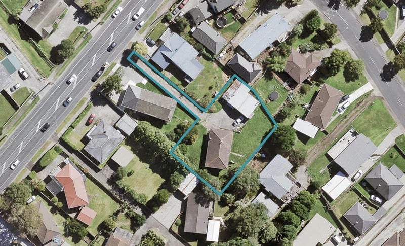 38A Forest Hill Road, Henderson, Auckland - Carousel 1