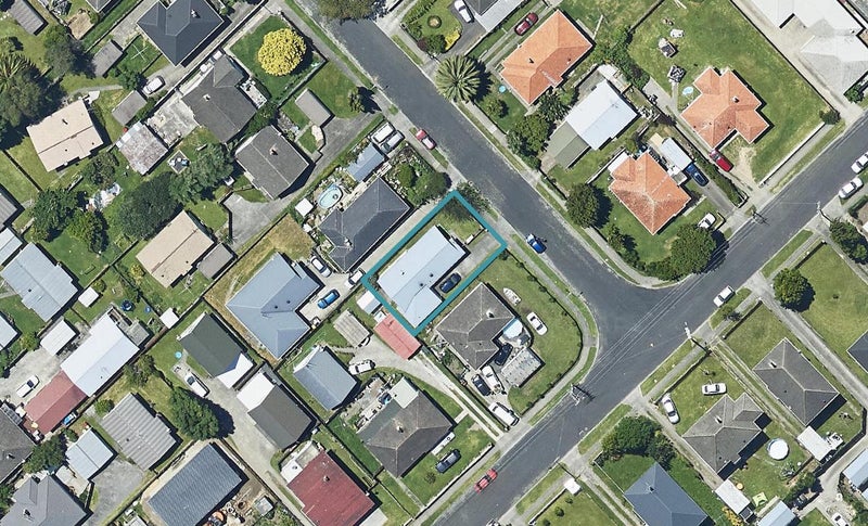 4 Dunkirk Street, Gate Pa, Tauranga - Carousel 1