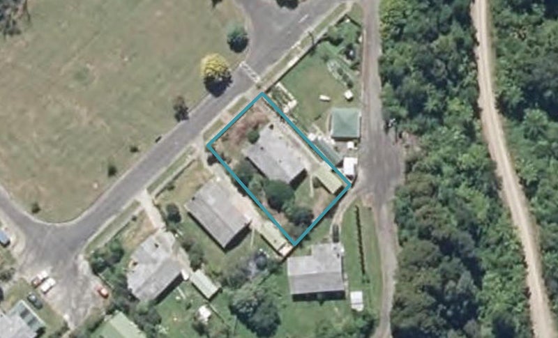 8 Blackwood Drive, Shannon, Palmerston North - Carousel 1