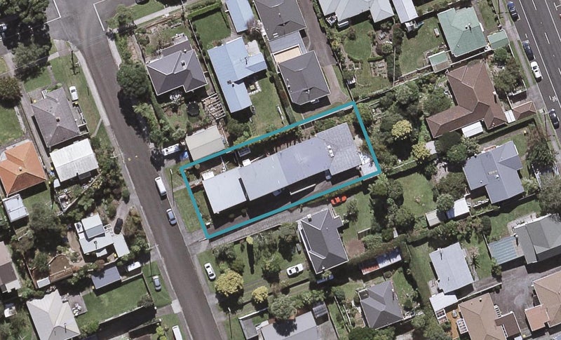 57B Ballance Street, Lower Vogeltown, New Plymouth - Carousel 1